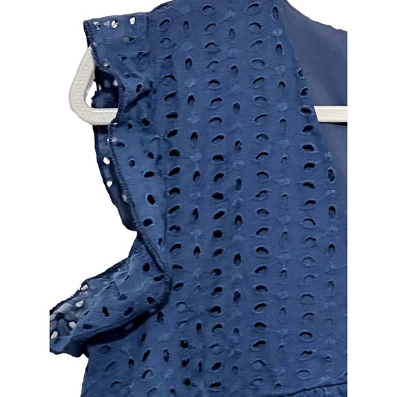 Women’s  Mini Blue Dress with Built in Shorts Underneath Eyelet lace Size Large - Picture 3 of 7